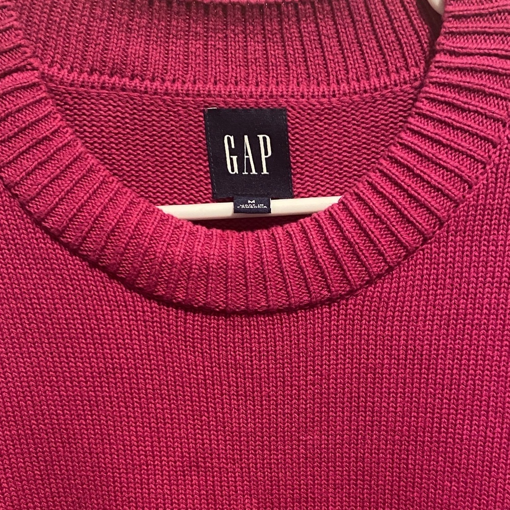 GAP Fuchsia Crewneck Sweater - Picture 3 of 6
